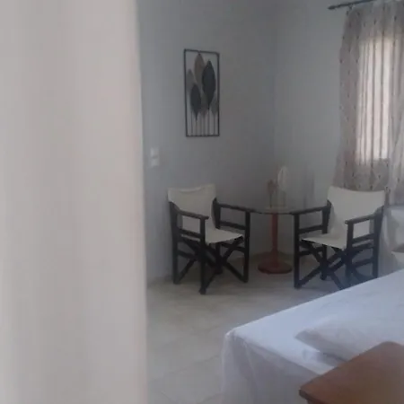 ανδρος αρκουδα Apartament Ándros