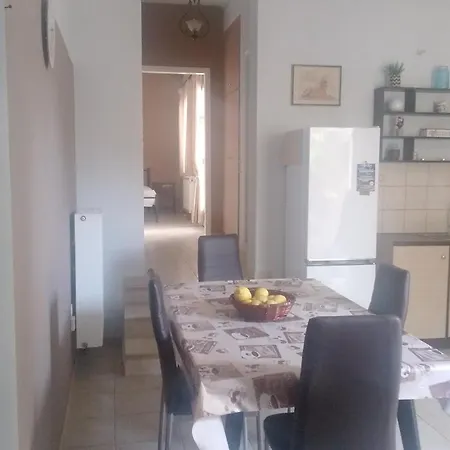 ανδρος αρκουδα Apartament Ándros