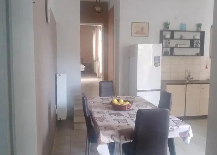 ανδρος αρκουδα Lägenhet Ándros