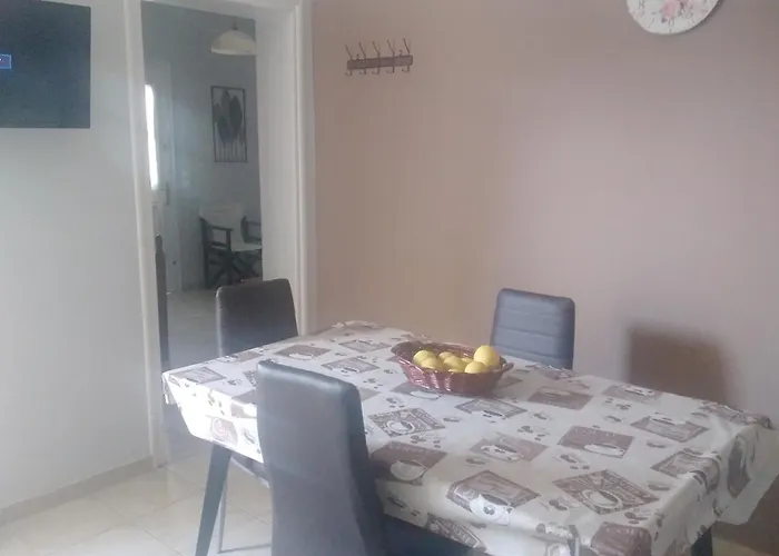 ανδρος αρκουδα Lägenhet *